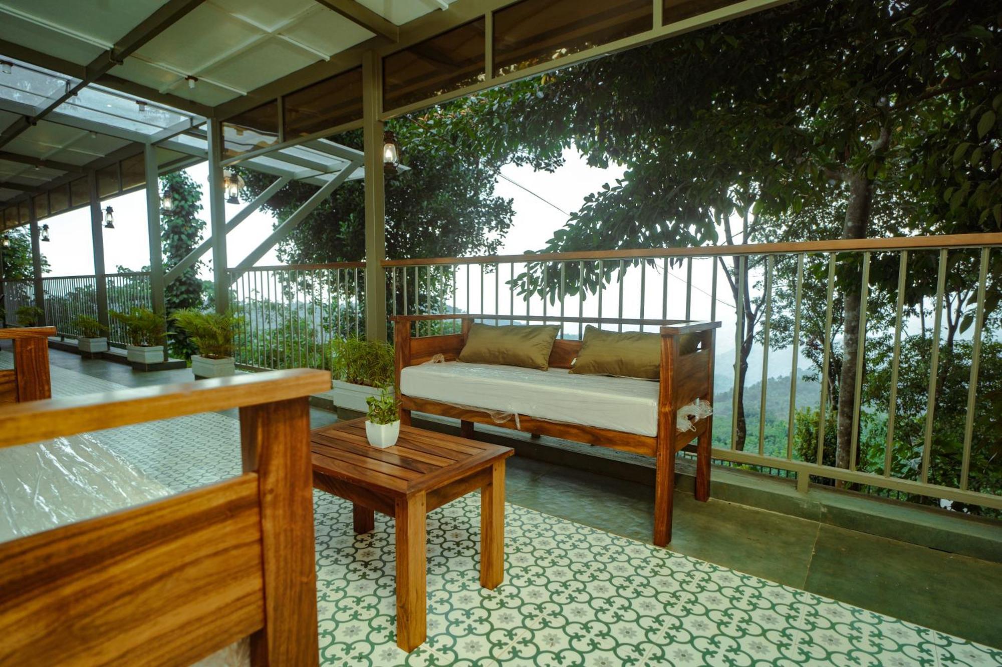 Nila Paithal Villa Paithalmala Bagian luar foto